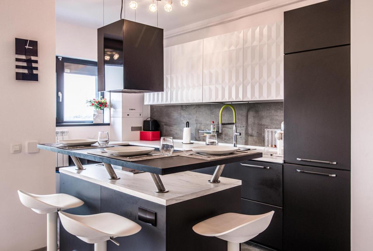 2-Room Penthouse Plaza Residence P1 Бухарест Экстерьер фото